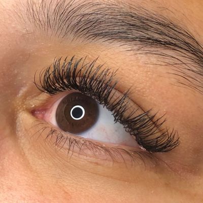 TrueCare-Behandling-Flat-lash-extensions